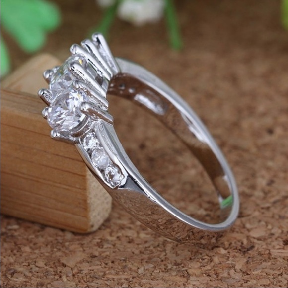 #1RING! 3CT CZ Sterling Silver Ring, GorgeouS!Firm - Picture 6 of 8